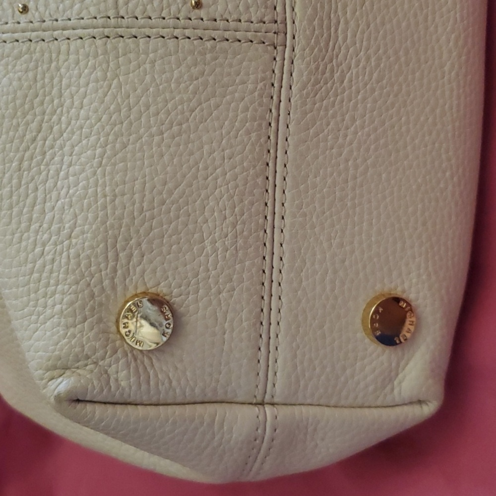 BNWT:  MICHAEL KORS LEATHER BAG - Picture 5 of 16